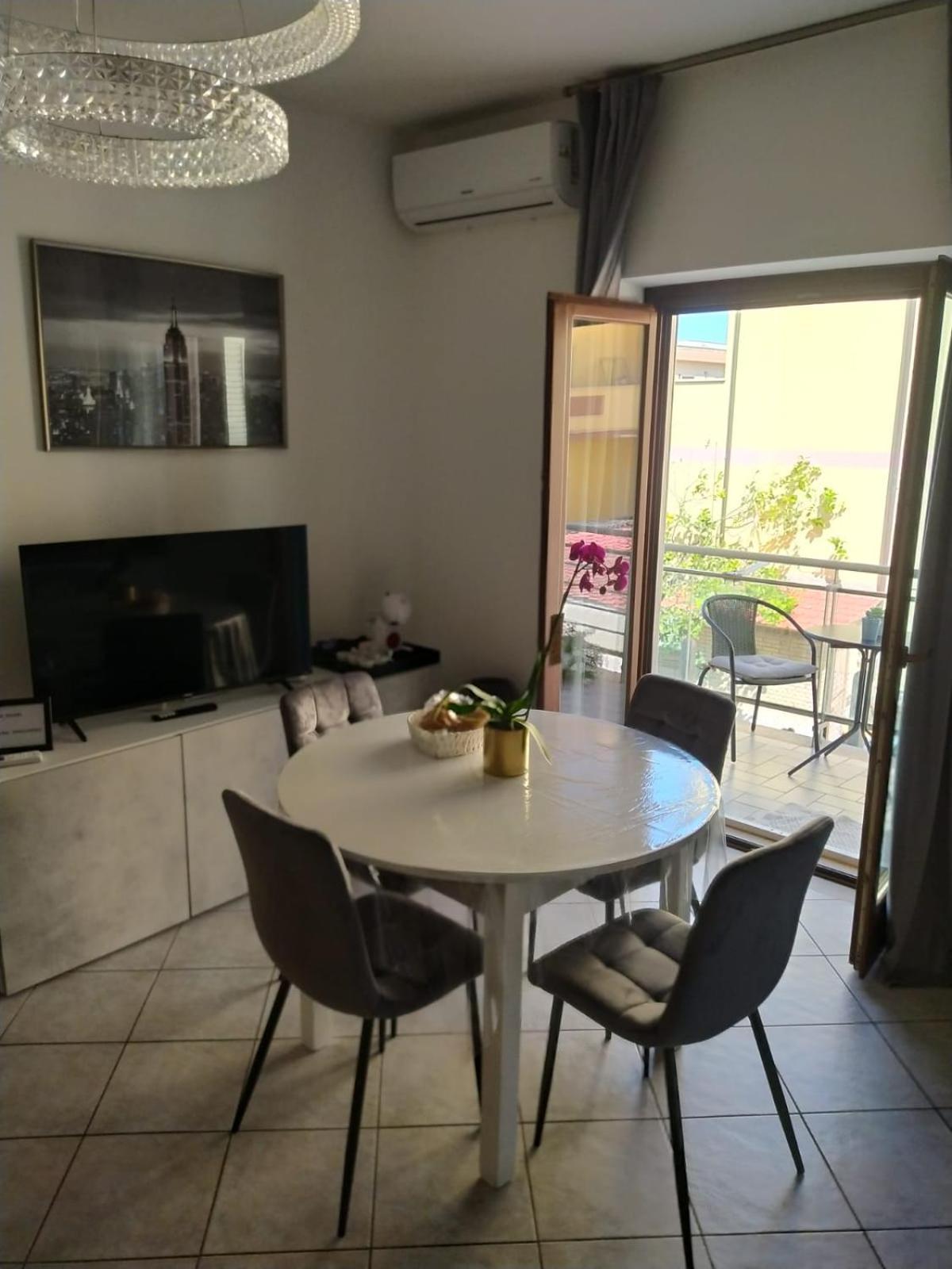 La Perla Del Mare - 9 Minutes From Fco Airport - Free Wifi E Netflix Apartment Fiumicino Exterior foto